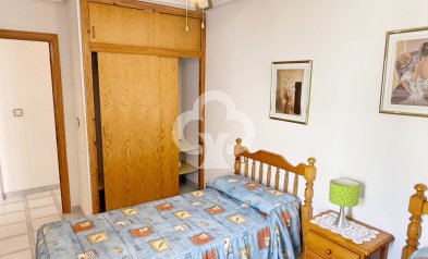 Resale - Apartment / flat -
Torrevieja - Centro