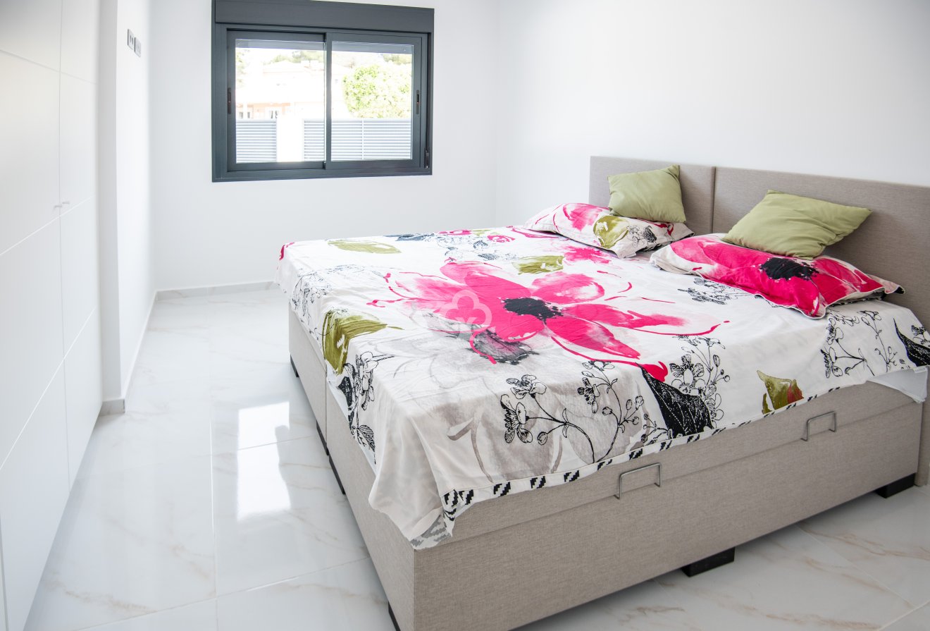 Obra nueva - Chalet independiente -
Pinar de Campoverde