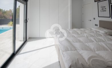 Obra nueva - Chalet independiente -
Pinar de Campoverde