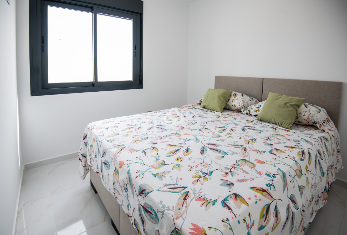 Obra nueva - Chalet independiente -
Pinar de Campoverde