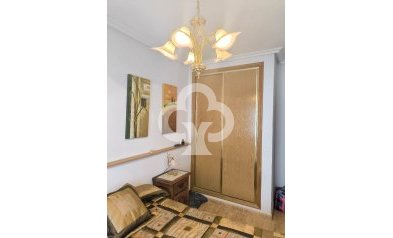 Resale - Apartament -
Torrevieja - El Acequión - Los Náufragos