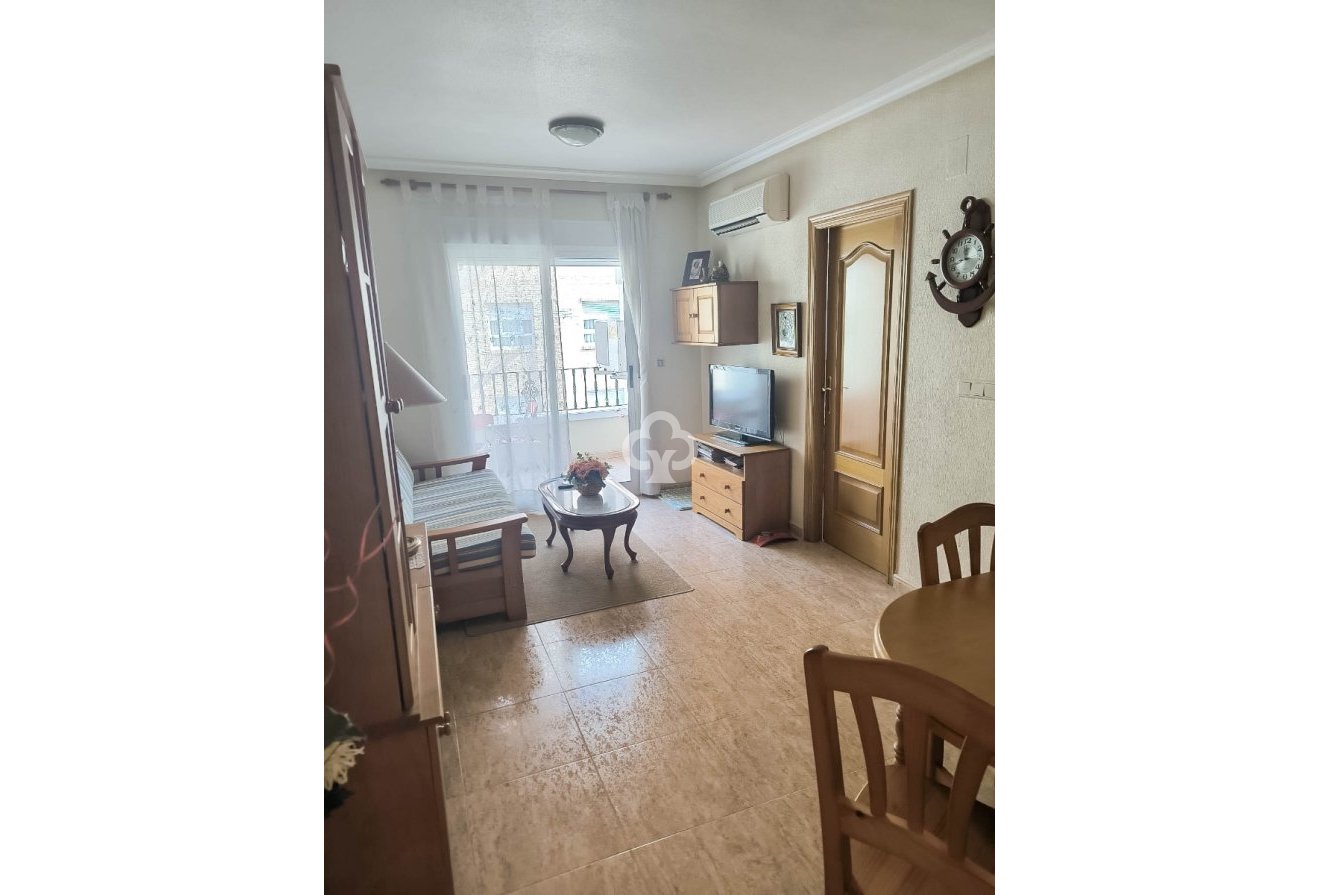 Resale - Apartament -
Torrevieja - El Acequión - Los Náufragos