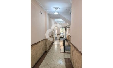 Resale - Apartament -
Torrevieja - El Acequión - Los Náufragos