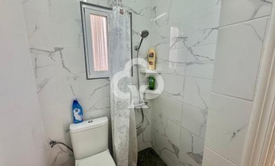 Resale - Bungalow -
Torrevieja - 03184