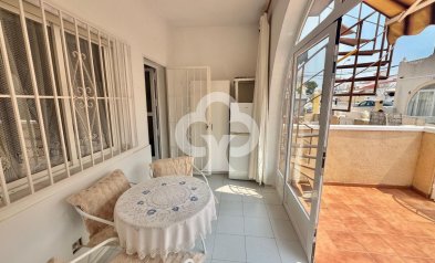 Resale - Bungalow -
Torrevieja - 03184