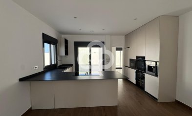 Obra nueva - Chalet independiente -
Pinar de Campoverde