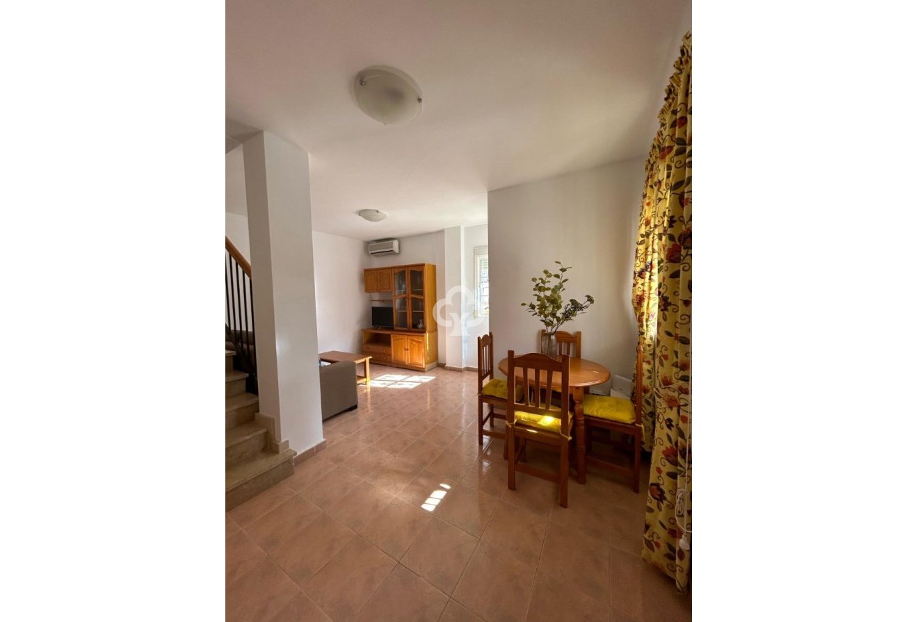 Resale - Duplex -
Torrevieja - 03184