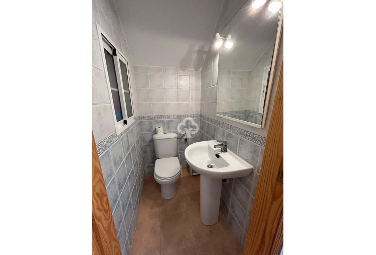 Resale - Duplex -
Torrevieja - 03184