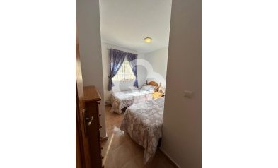 Resale - Duplex -
Torrevieja - 03184