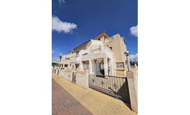 Resale - Duplex -
Torrevieja - 03184