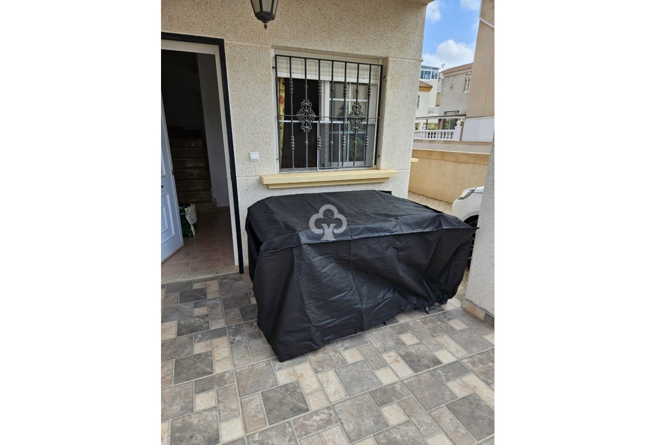 Resale - Duplex -
Torrevieja - 03184