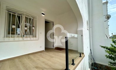 Jälleenmyynti - Huoneisto -
San Miguel de Salinas