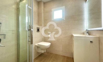 Jälleenmyynti - Huoneisto -
San Miguel de Salinas