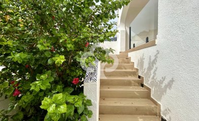 Jälleenmyynti - Huoneisto -
San Miguel de Salinas