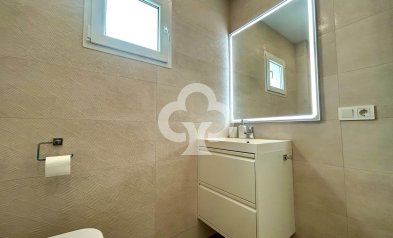 Jälleenmyynti - Huoneisto -
San Miguel de Salinas