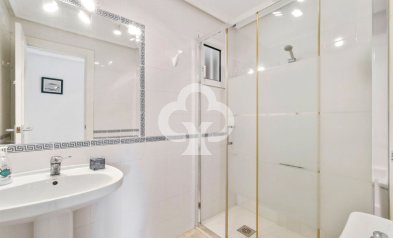 Reventa - Apartamento -
Orihuela Costa - Dehesa de campoamor