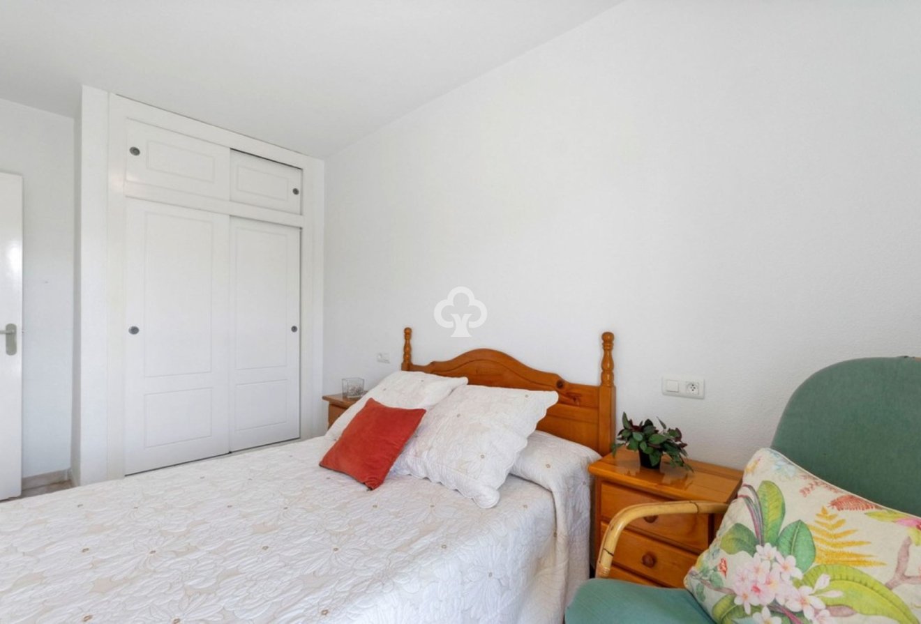 Reventa - Apartamento -
Orihuela Costa - Dehesa de campoamor