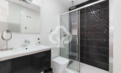 Resale - Bungalow -
Orihuela Costa - Los Altos