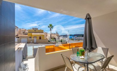 Resale - Bungalow -
Orihuela Costa - Los Altos