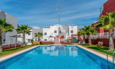 Resale - Bungalow -
Orihuela Costa - Los Altos