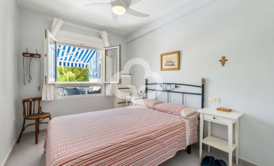 Resale - Apartament -
Orihuela Costa - Dehesa de campoamor