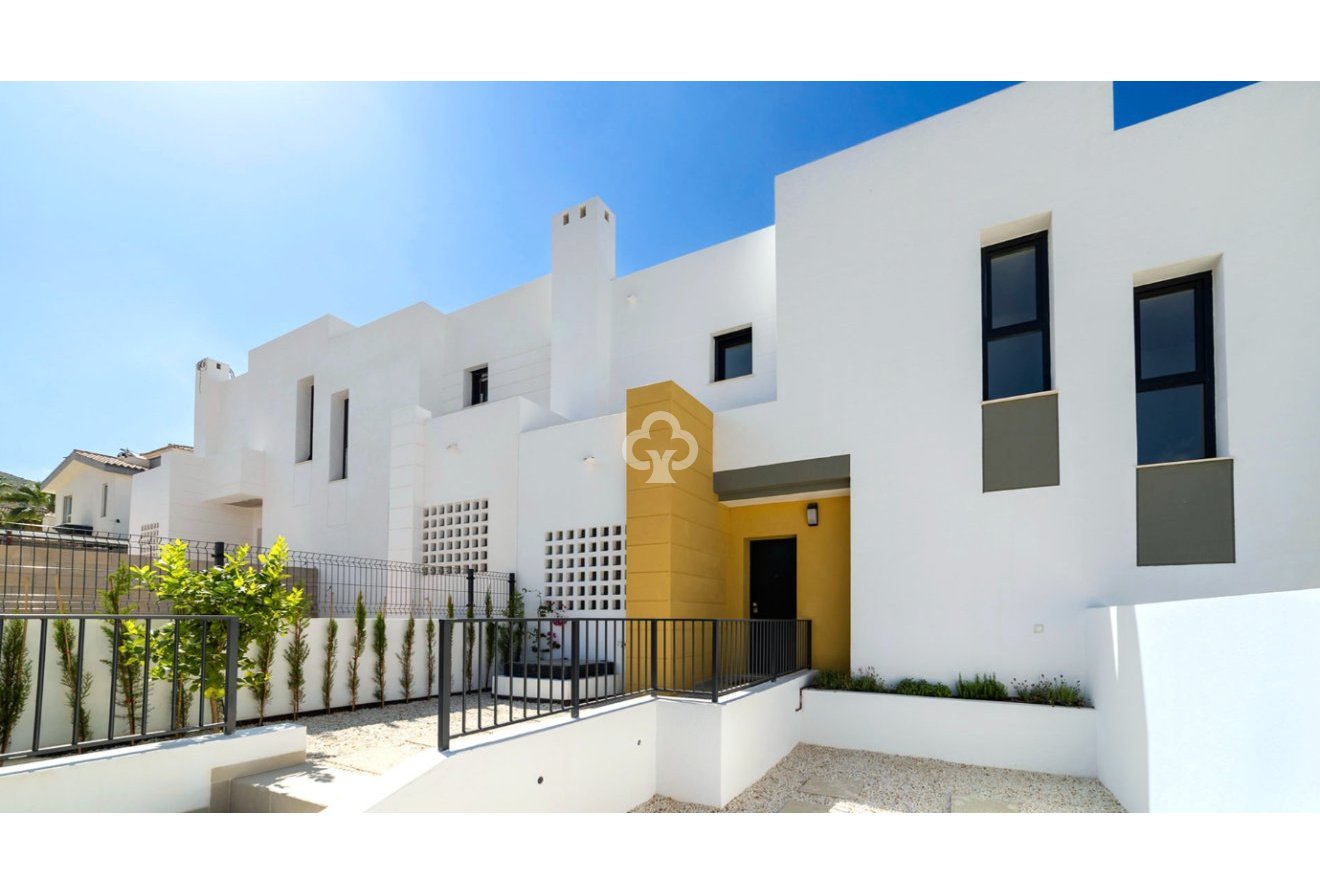 New Build - Chalet independiente -
Busot - 03111