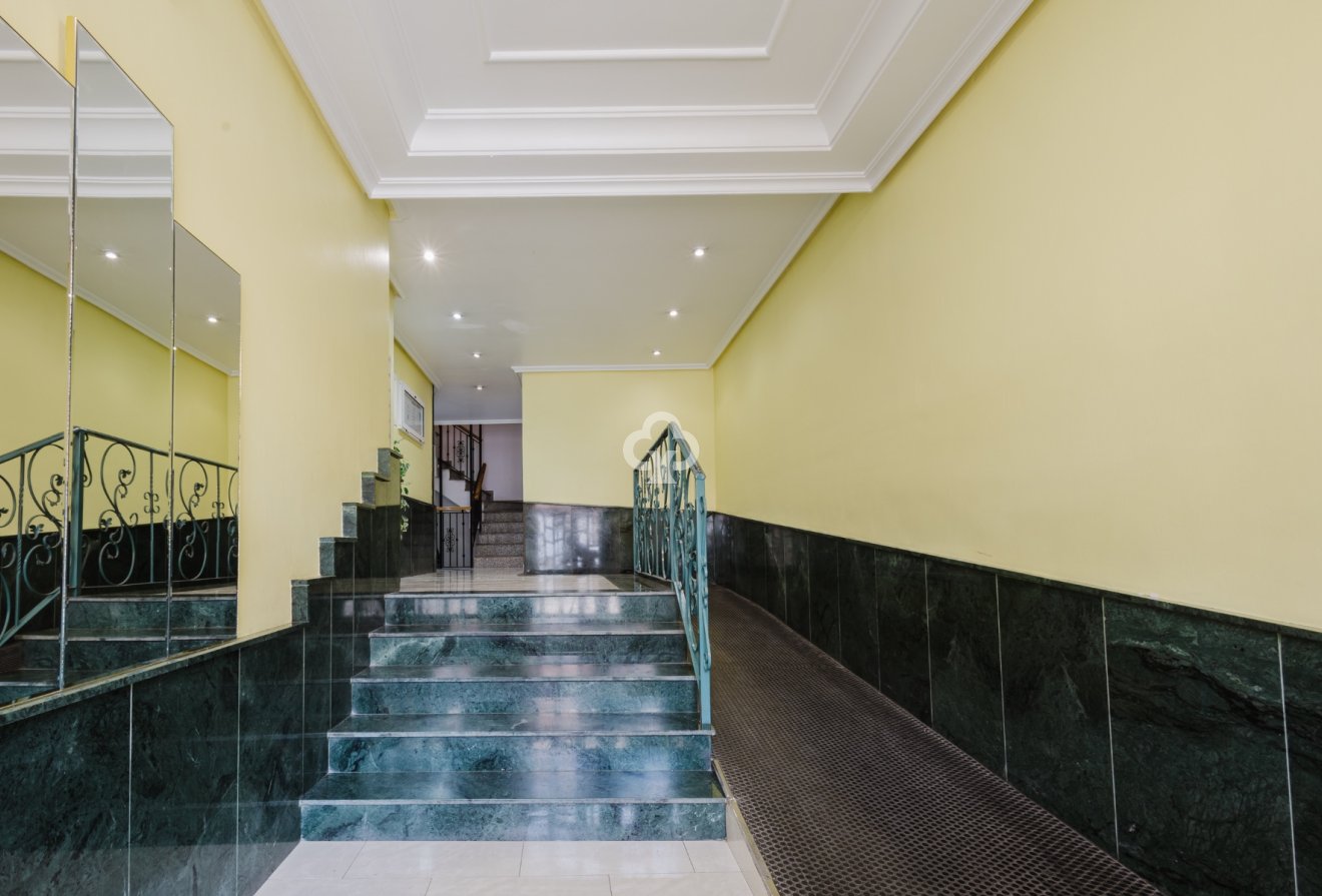 Resale - Apartment / flat -
Torrevieja - El Acequión - Los Náufragos