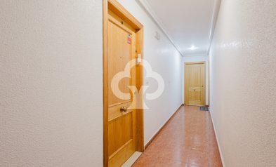 Resale - Apartment / flat -
Torrevieja - El Acequión - Los Náufragos