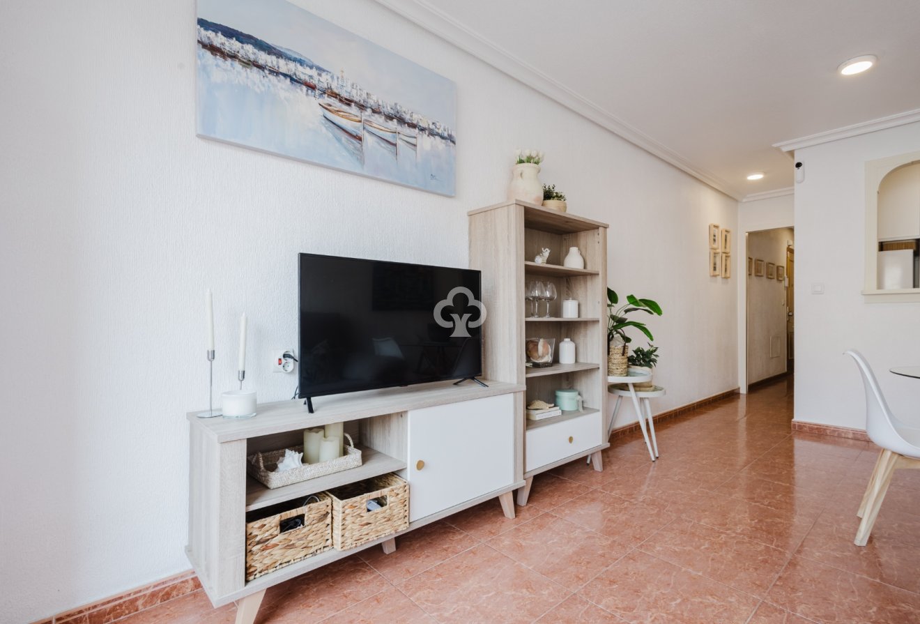 Resale - Apartment / flat -
Torrevieja - El Acequión - Los Náufragos