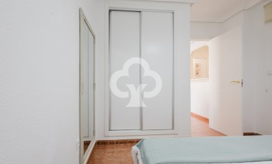 Resale - Apartment / flat -
Torrevieja - El Acequión - Los Náufragos