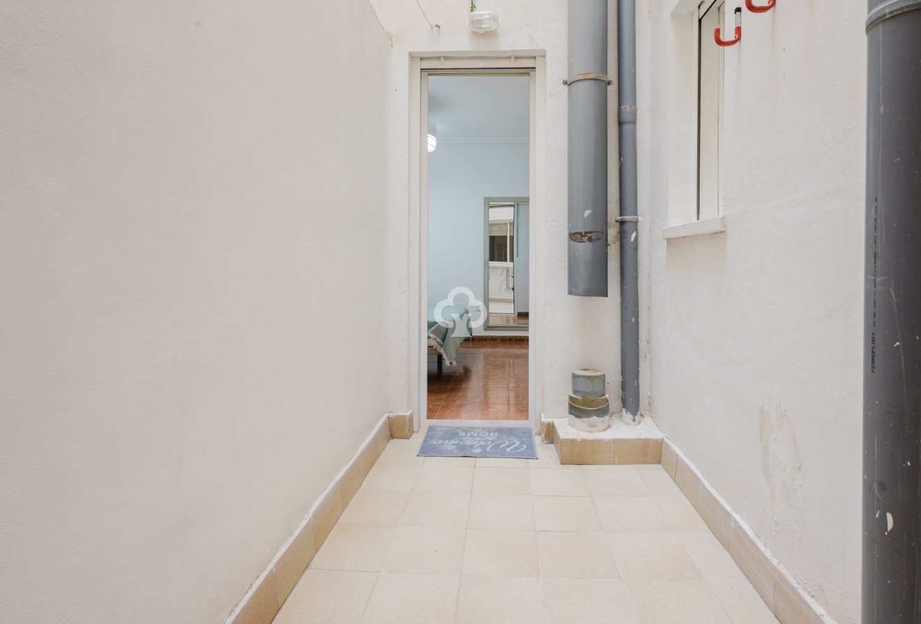 Resale - Apartment / flat -
Torrevieja - El Acequión - Los Náufragos