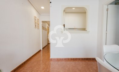 Resale - Apartment / flat -
Torrevieja - El Acequión - Los Náufragos