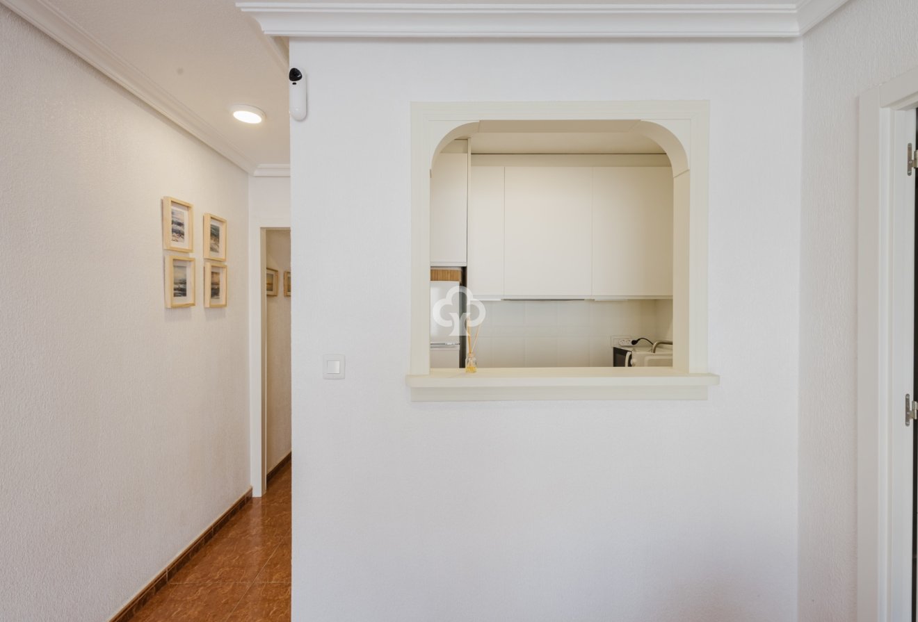 Resale - Apartment / flat -
Torrevieja - El Acequión - Los Náufragos