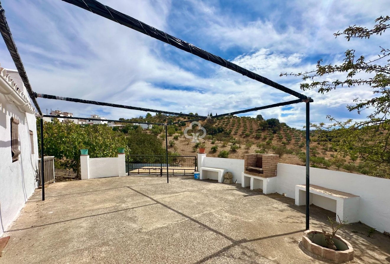 Resale - Finca rústica -
Almogia - South of spain