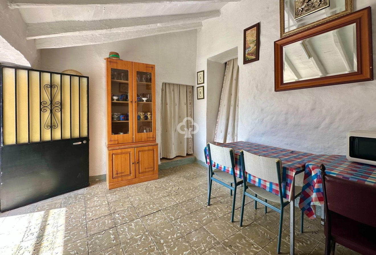 Resale - Finca rústica -
Almogia - South of spain