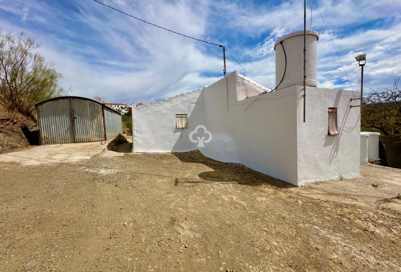 Resale - Finca rústica -
Almogia - South of spain