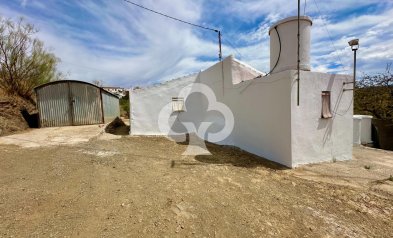 Resale - Finca rústica -
Almogia - South of spain