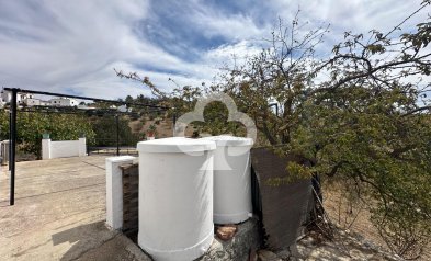 Resale - Finca rústica -
Almogia - South of spain