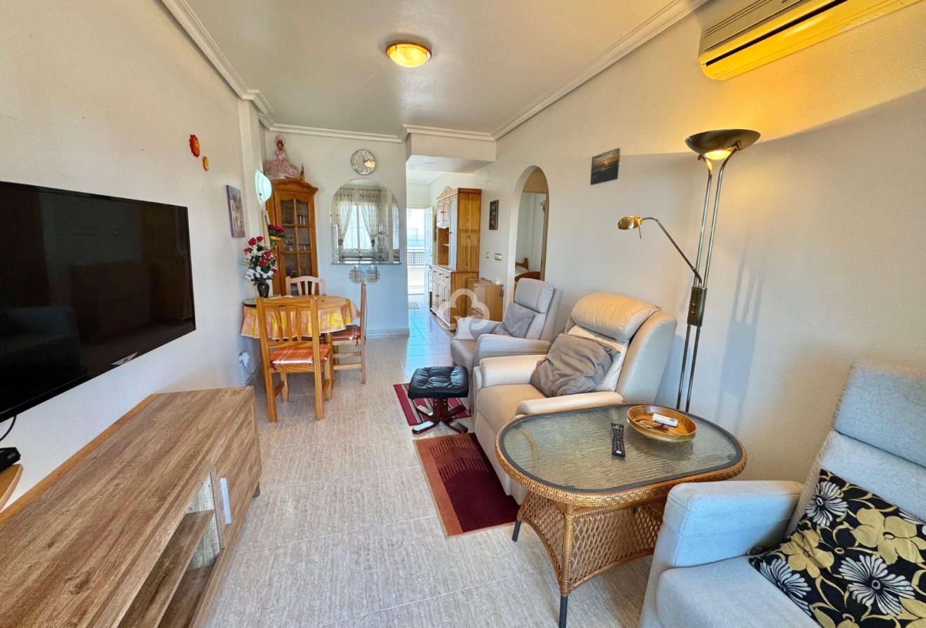 Resale - Apartment / flat -
Almoradí