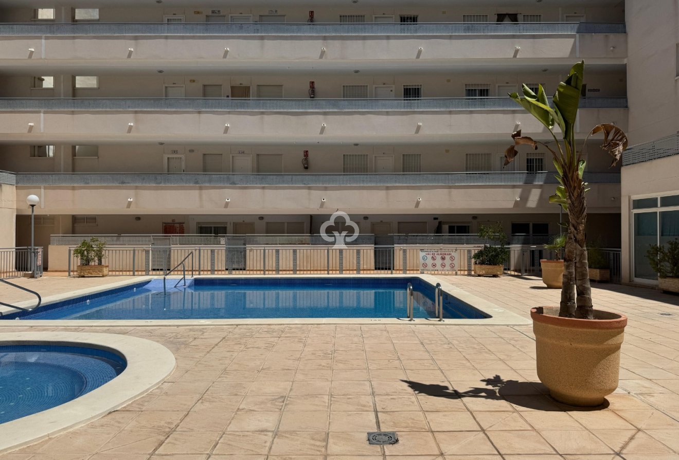 Resale - Apartment / flat -
Almoradí