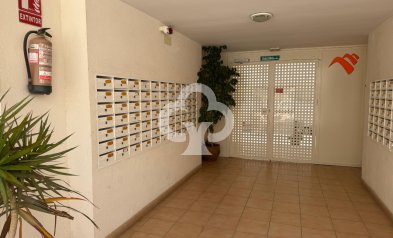 Resale - Apartment / flat -
Almoradí