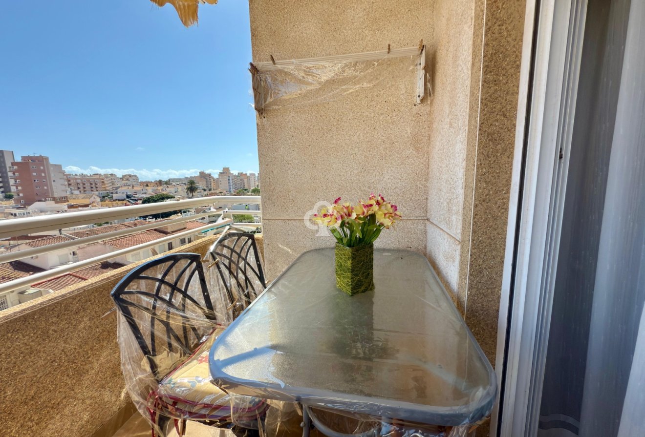 Resale - Apartment / flat -
Torrevieja - Nueva Torrevieja - Aguas Nuevas