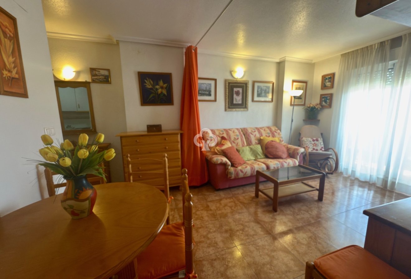 Resale - Apartment / flat -
Torrevieja - Nueva Torrevieja - Aguas Nuevas