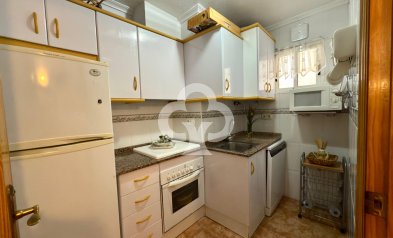 Resale - Apartment / flat -
Torrevieja - Nueva Torrevieja - Aguas Nuevas