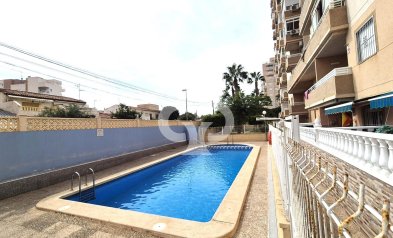 Resale - Apartment / flat -
Torrevieja - Nueva Torrevieja - Aguas Nuevas