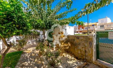 Resale - Duplex -
Orihuela Costa - La Florida
