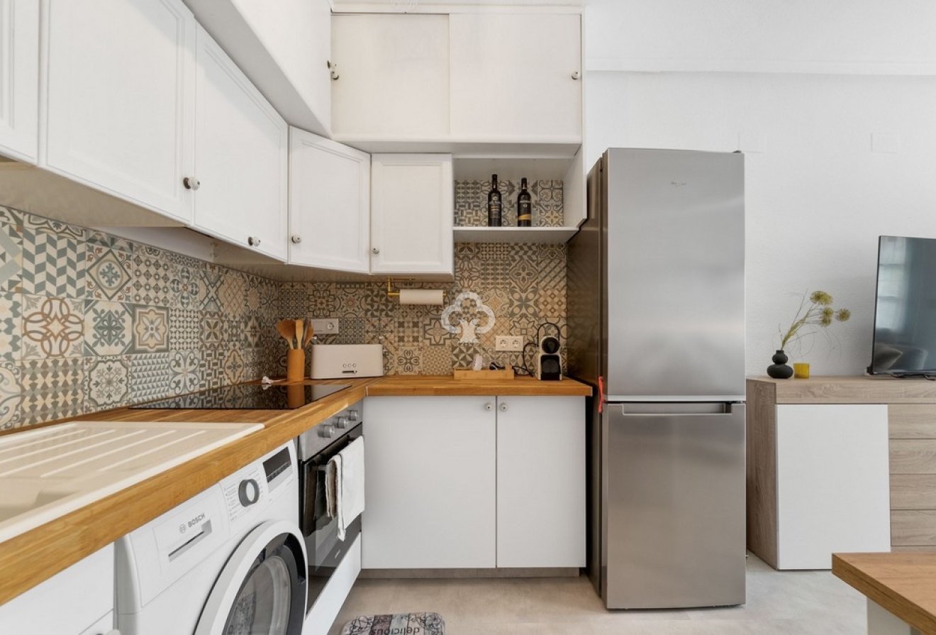 Resale - Duplex -
Orihuela Costa - La Florida