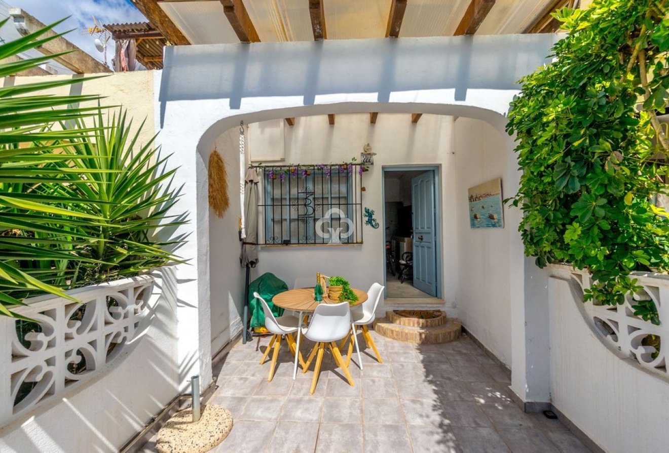 Resale - Duplex -
Orihuela Costa - La Florida