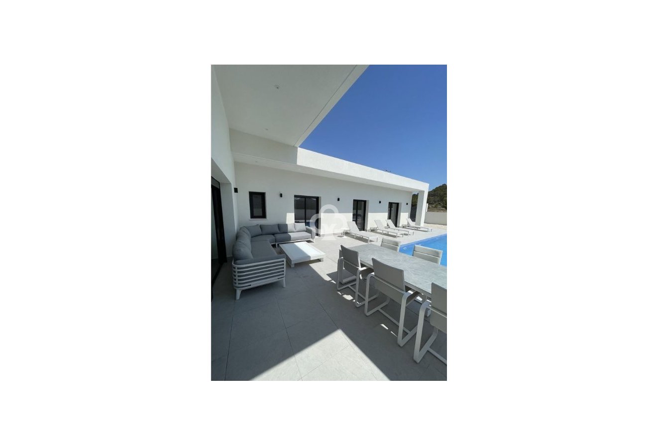 New Build - Villas -
Pinoso - 03569