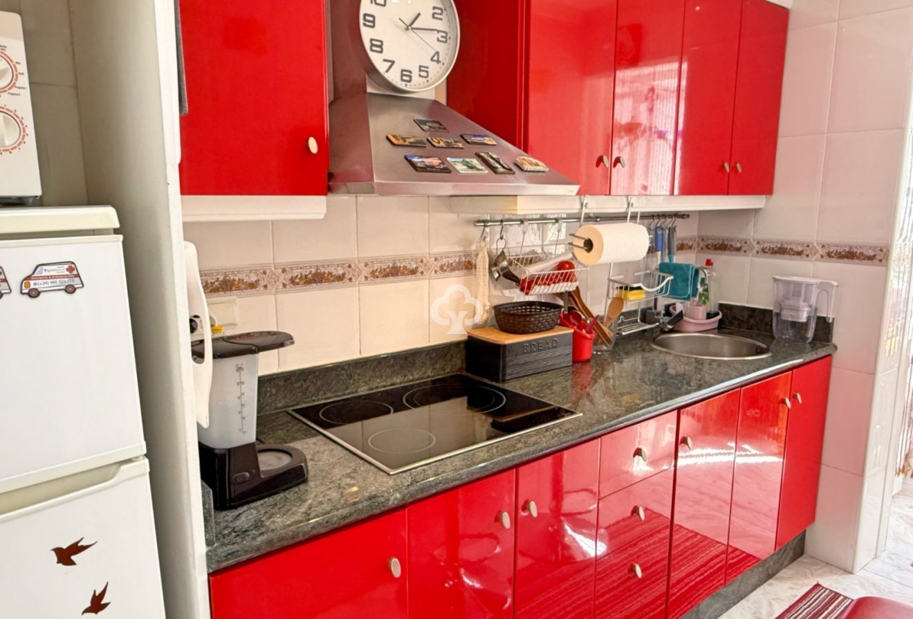 Resale - Apartment / flat -
Torrevieja - Nueva Torrevieja - Aguas Nuevas